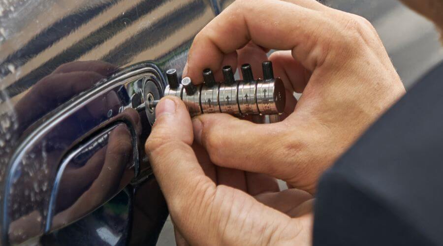 Professional residential roofers in Germantown, KY